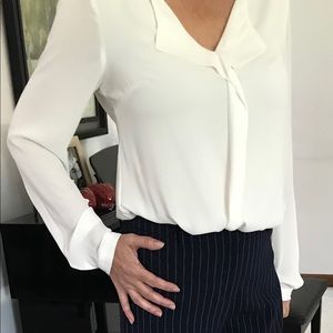 Beautiful fluttery blouse.